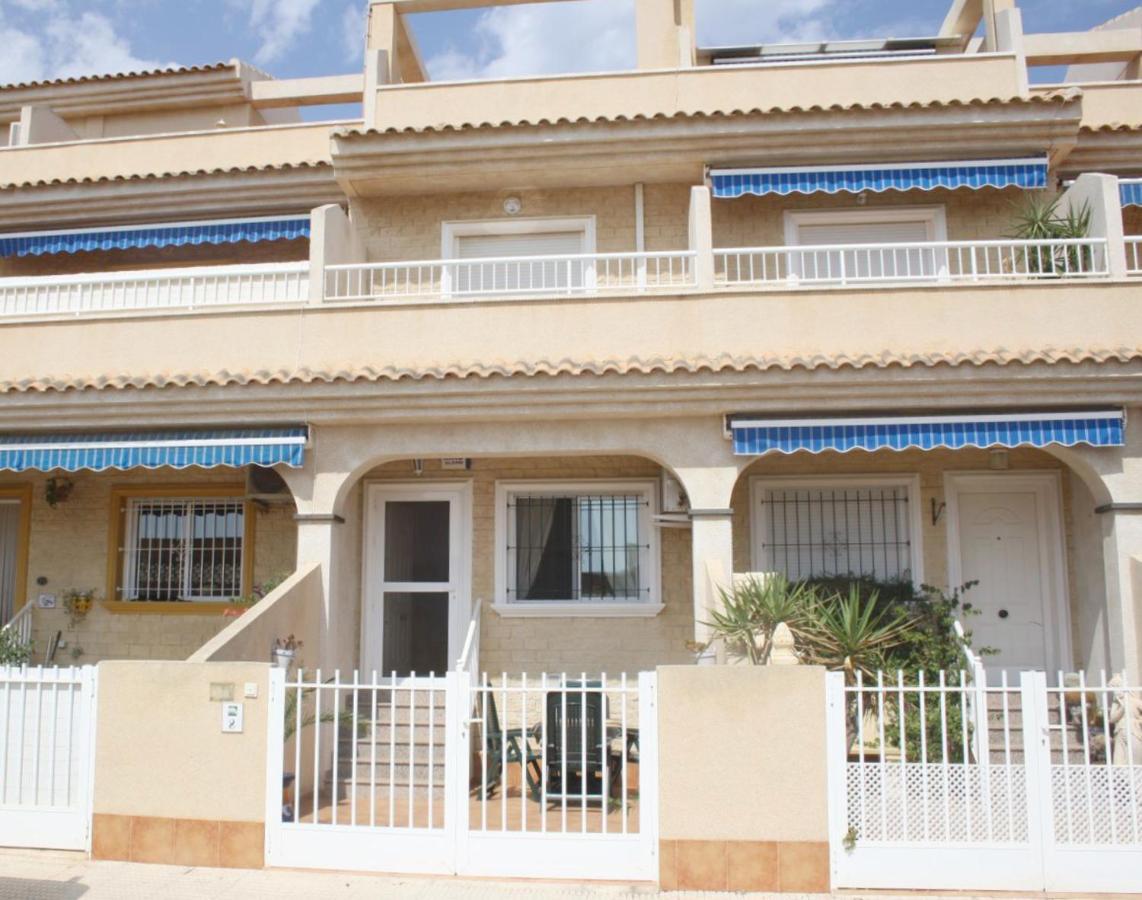Town House Villa Los Nietos Bagian luar foto
